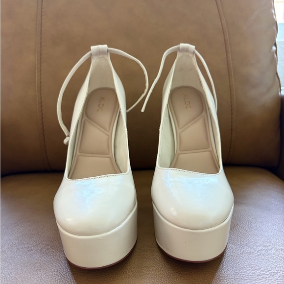 ALDO White Platform Heels - Picture 2 of 6